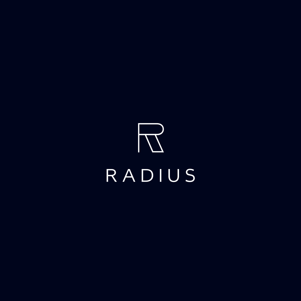 Буква R Текст Дизайн Логотипа
